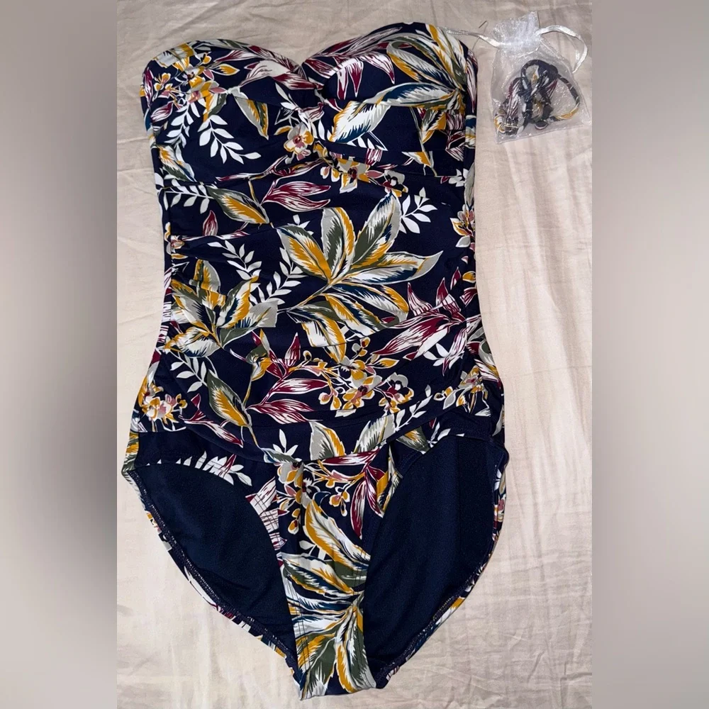 Anne Cole NWOT Floral One-Piece Swimsuit Removable Straps Size 6